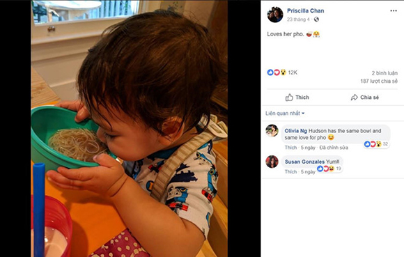 Vợ Mark Zuckerberg khoe ảnh con gái ăn phở