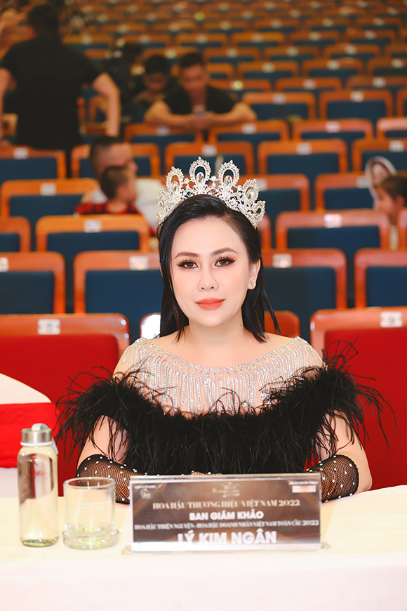 Hoa hậu Lý Kim Ngân hội ngộ siêu mẫu Hồ Văn Phúc