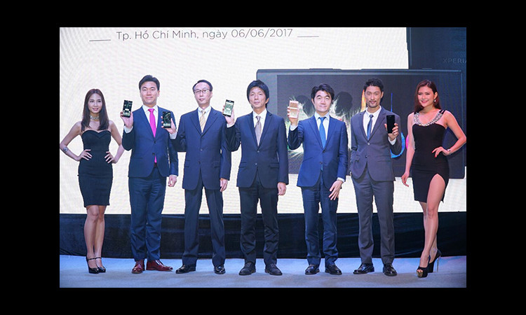 Sony giới thiệu Xperia XZ Premium - Smartphone trang bị màn hình 4K HDR đầu tiên thế giới với camera Motion Eye tân tiến