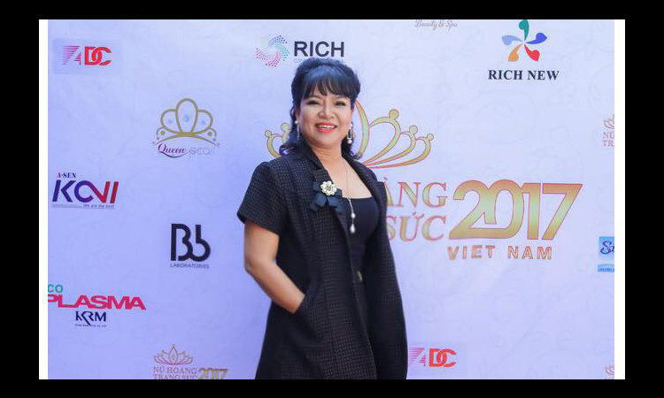 Á khôi doanh nhân Hồ Thanh Hương giản dị đi chấm thi Nữ hoàng trang sức