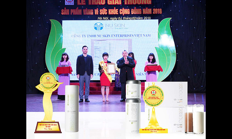 Nu Skin Việt Nam vinh dự nhận “Cúp Vàng” và “Huy Chương Vàng” từ Hiệp hội Thực phẩm Chức năng Việt Nam