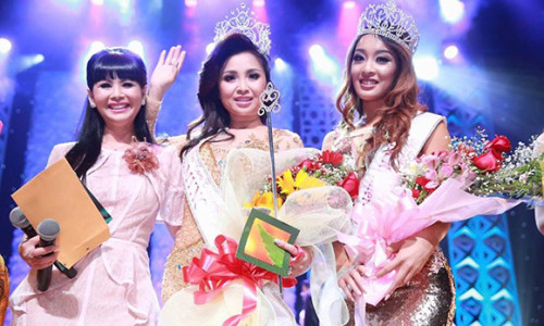 Mai Thanh Thúy lập “cú đúp” khi cùng lúc đăng quang Hoa hậu Phụ nữ người Việt  thế giới