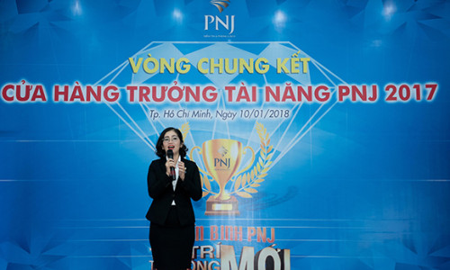 Chị Nguyễn Thanh Vy – Cửa hàng Trưởng PNJ Gò Vấp xuất sắc giành giải quán quân cuộc thi “Cửa hàng trưởng Tài năng 2017”