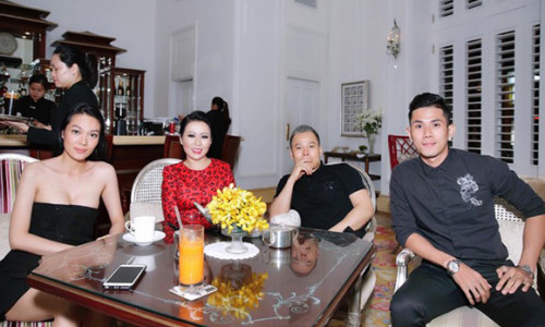 Diện váy đỏ ngọt ngào của Đỗ Mạnh Cường, CEO Kristine Thảo Lâm thu hút mọi ánh nhìn