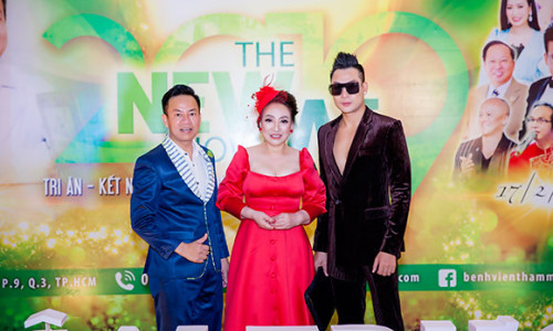 Hoa hậu Lee Lee Nguyễn thu hút mọi ánh nhìn với phong cách sắc đỏ hoàng gia