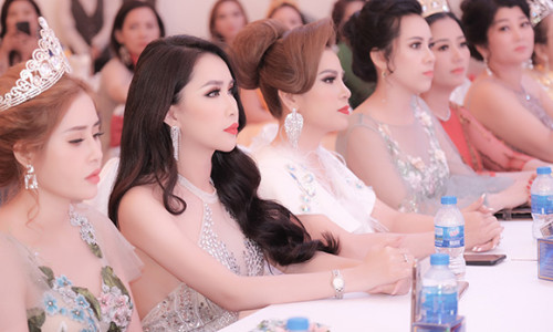 Võ Thị Thúy An bất ngờ được vinh danh Á Hậu 2 ngành làm đẹp Aphca Asian tại cuộc thi Tài Năng Ngành Làm Đẹp 2019