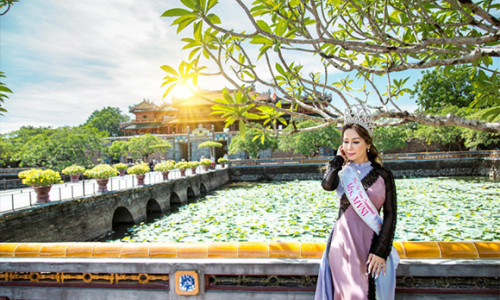 Minh Chánh tôn vinh Hoa hậu Phu nhân người Việt quốc tế
