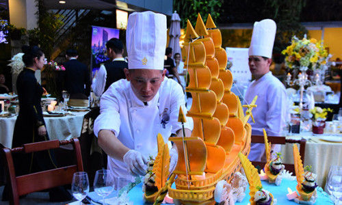 Khách sạn Rex Sài Gòn tham gia liên hoan bếp trưởng 5 sao lần thứ 14