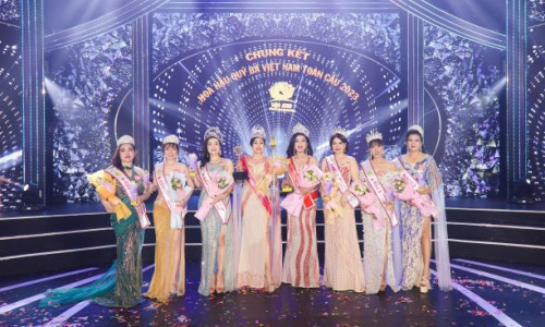 Tân Hoa hậu thiện nguyện Nguyễn Thị Kim Phương bất ngờ đoạt giải Người đẹp tài năng