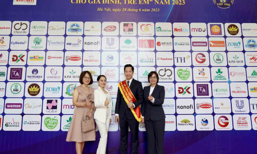 Generali Việt Nam vinh dự nhận giải thưởng “Top 100 sản phẩm dịch vụ tốt nhất cho gia đình và trẻ em”
